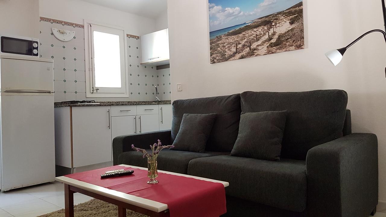 Apartaments California Кала-эн-Бланес Экстерьер фото